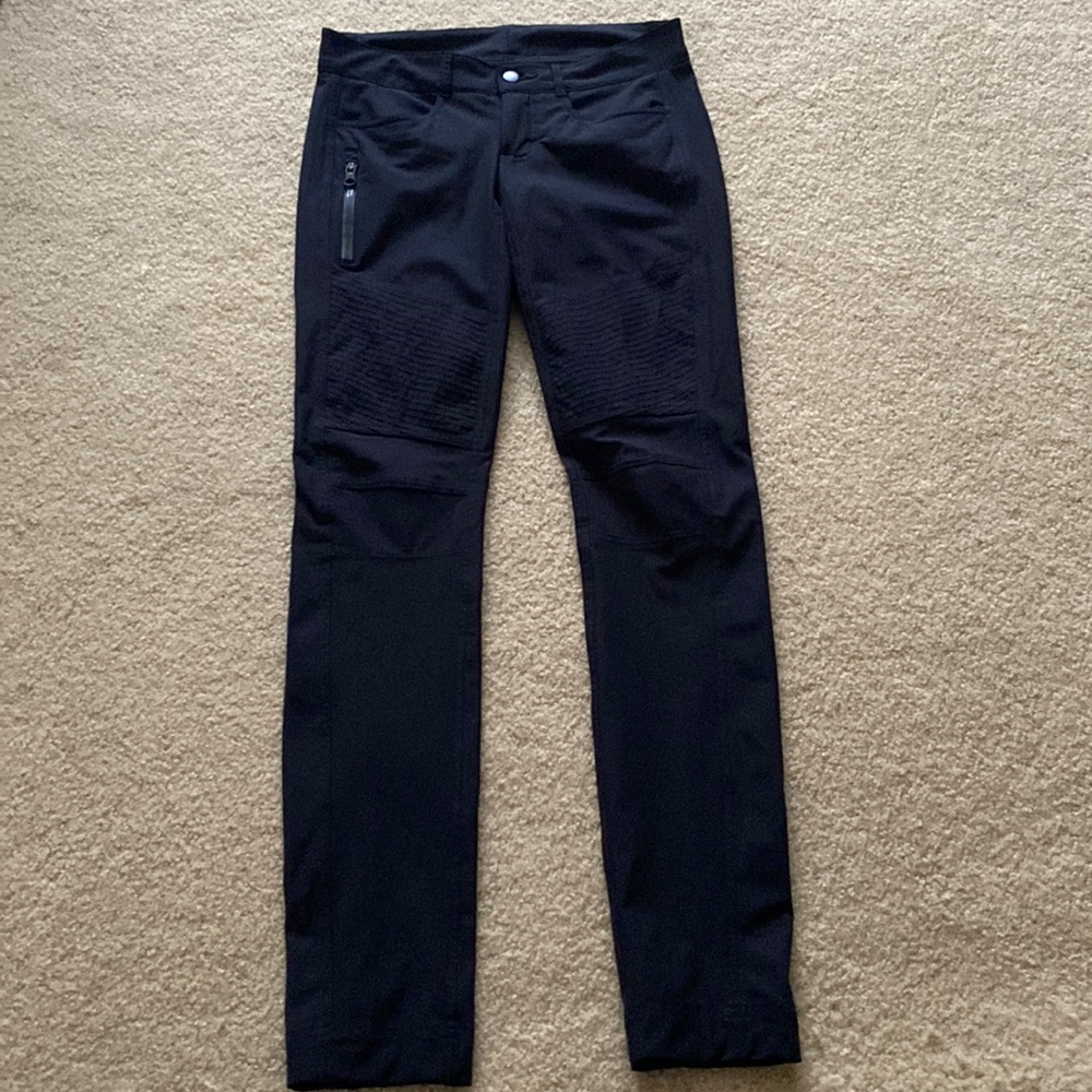 Lululemon Sleek Slim Fit Pants